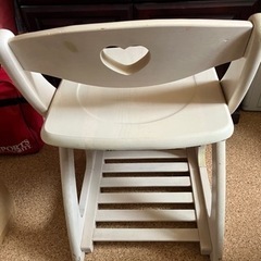 値下げ‼️可愛いハートチェアの画像