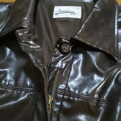 婦人ジャケット　アウター　DEGARO  こげ茶　合皮　1.2度使用　シミ汚れ穴無しの画像