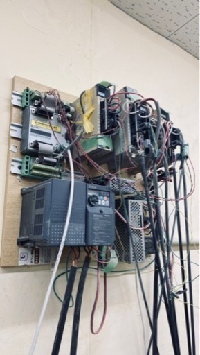 3軸 CNCフライス 200V 半自作 PC・モニター・マッハ3付き 3軸 CNCフライス 200V 半自作 PC・モニター・マッハ3付き