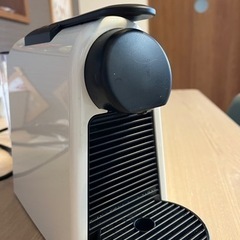 （美品）ネスプレッソ　エッセンサミニ　ホワイト