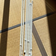 つっぱり棒　突っ張り棒