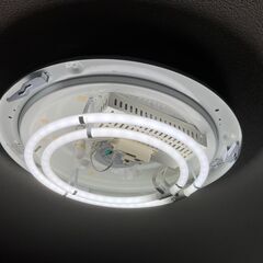 シーリングライト（NEC、リモコン付き）の画像