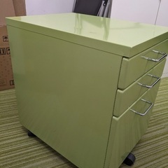 3段デスクワゴン グリーン（5）の画像