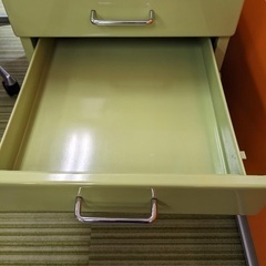 3段デスクワゴン グリーン（6）の画像