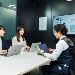 【週4在宅×年休120日/裁量大×成長できる環境】Webマーケター◆広告運用メインの画像