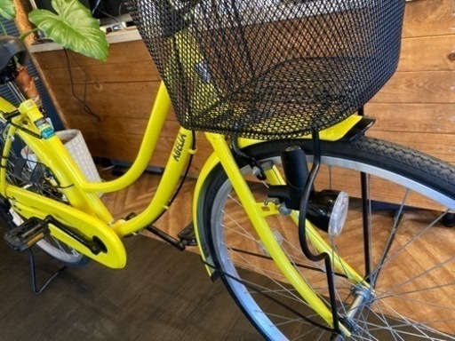 【カゴ新品！】LEDダイナモ　26インチ自転車　イエロー hygge（ヒュッゲ） レットT 26型 マットブラウン 外装6段 LEDダイナモ 