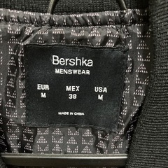 値下げ！！ Bershka  ベルシュカ  メンズブルゾンの画像