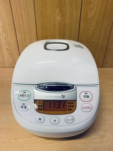 ET2364番⭐️ヤマダマイコンジャー炊飯器⭐️