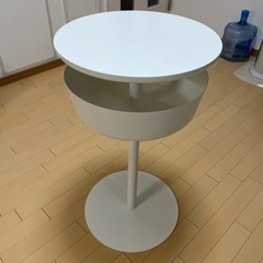 IKEAテーブル　貰って下さい