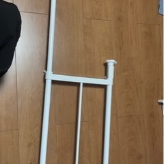 【無料】トイレ用収納　突っ張り棒　調整可能