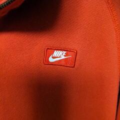 NIKEパーカーの画像