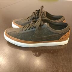 【新品】NIKE ナイキ スニーカー 25.5センチ