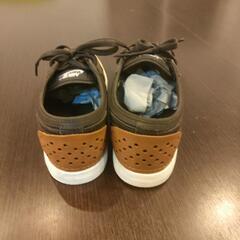 【新品】NIKE ナイキ スニーカー 25.5センチの画像