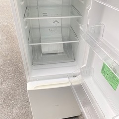 福岡市内配送無料 ヤマダ電機 /156L/冷蔵冷凍庫 YRZ-F15E1