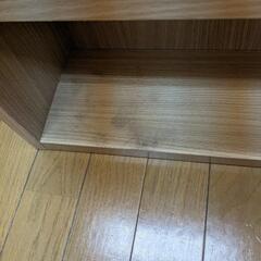 新しい行先が決まりました。文庫本ラックの画像