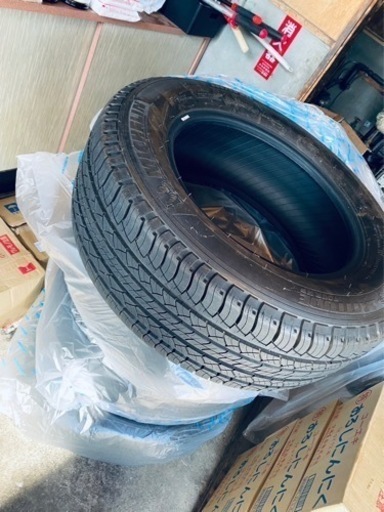 トヨタプラド150系後期純正タイヤ　新車外し