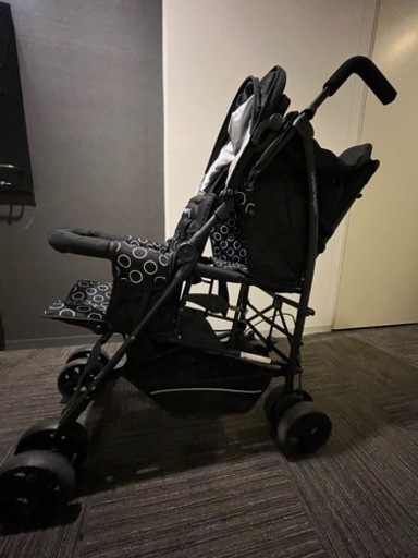 双子用ベビーカー  2人乗りベビーカー　縦型　キンダーワゴン　DUOシティHOP2（デュオシティホップ）