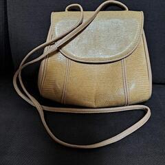 イヴ・サンローランショルダーバッグ