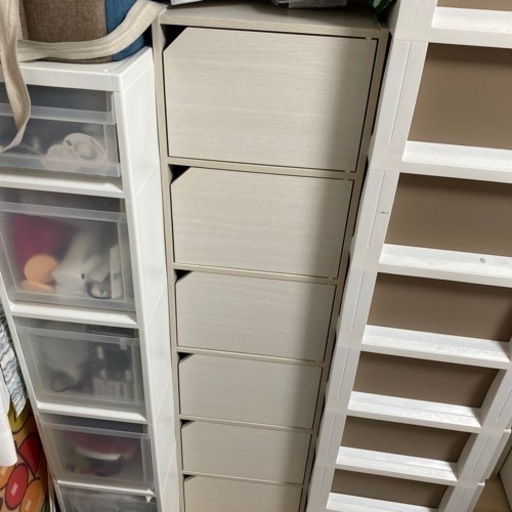 収納棚　急ぎの処分になります。