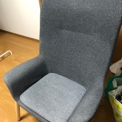 IKEA  ハイバックチェアーですの画像