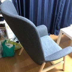 IKEA  ハイバックチェアーです