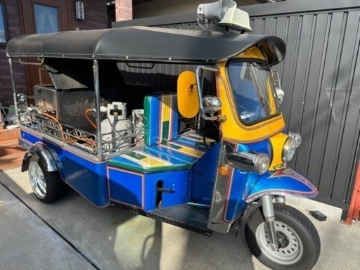トゥクトゥク　TUK TUK