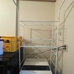 【引取先決定済】洗濯機ラック クルス(ピュアホワイト) ニトリの画像