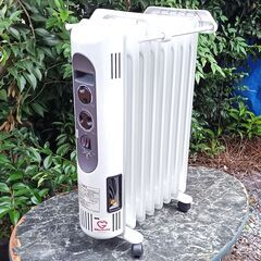 ★体に優しい暖房器具！★ シー・シー・ピー  オイルヒーター R-812Hの画像