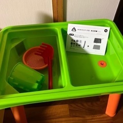 砂遊び　水遊び用　子供用テーブルの画像