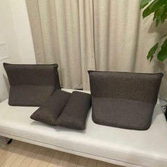 ソファーベッド　2人掛け　オフホワイト×ダークブラウンの画像