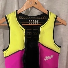 【美品】JETPILOT レディース ライフジャケット レディース M sizeの画像