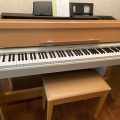 中古美品、YAMAHA 電子ピアノ ARIUS YDP-S31C 2015年製です。