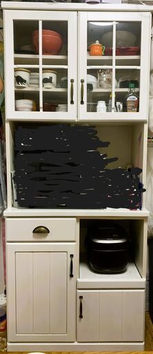 ニトリ 食器棚 ミランダ キャビネット譲ります。