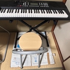 電子ピアノ