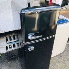 福岡市内配送無料　2022年　アイリスプラザ 冷蔵庫 114L 一人暮らし 小型 おしゃれ ノンフロン 冷凍冷蔵庫 ブラック PRR-122D-B