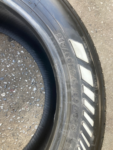 YOKOHAMA 215/60R17
