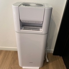 アイリスオーヤマサーキュレーター　※除湿機能壊れてます