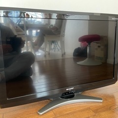 SHARP AQUOS 32インチあげます