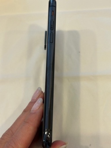 iPhone XS 256GB ブラック（11月25日までの投稿になります）