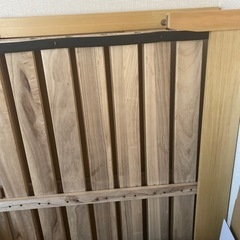 セミダブルベッドフレームの画像