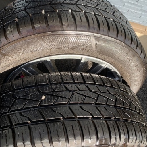 日産セレナ　205/60R16 