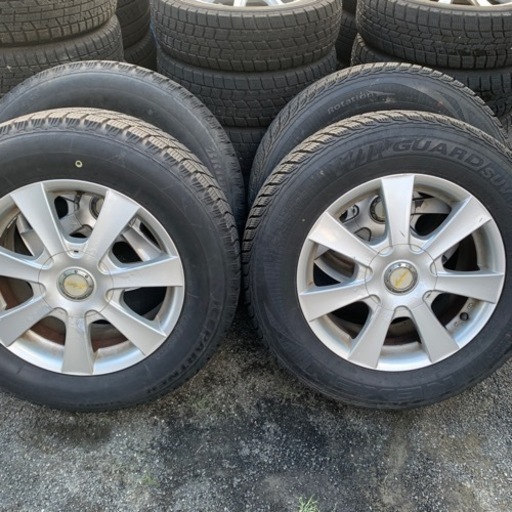 SUBARU ファレスターに装着してました！215/65R16