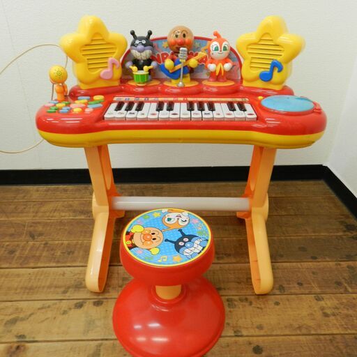 【取引中】アンパンマン たのしくレッスン! いっしょにステージ ミュージックショー キーボード 椅子付