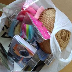 がらくた　文房具　掃除用具などなど