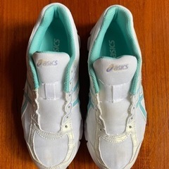 値下げ‼️状態良し asics 23.5cm