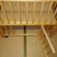 【美品中古品】ハピネス ベビーベッドの画像