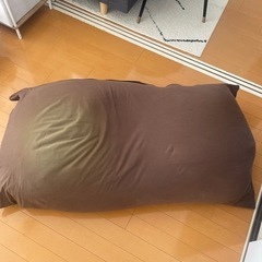 ヨギボー　ブラウンの画像
