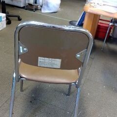 11/25まで　中古のパイプ椅子10脚の画像