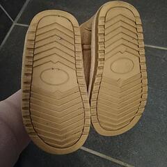 キッズブーツ　冬靴　14.5センチの画像