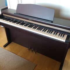 ローランド　2005年製電子ピアノ(専用椅子付き）